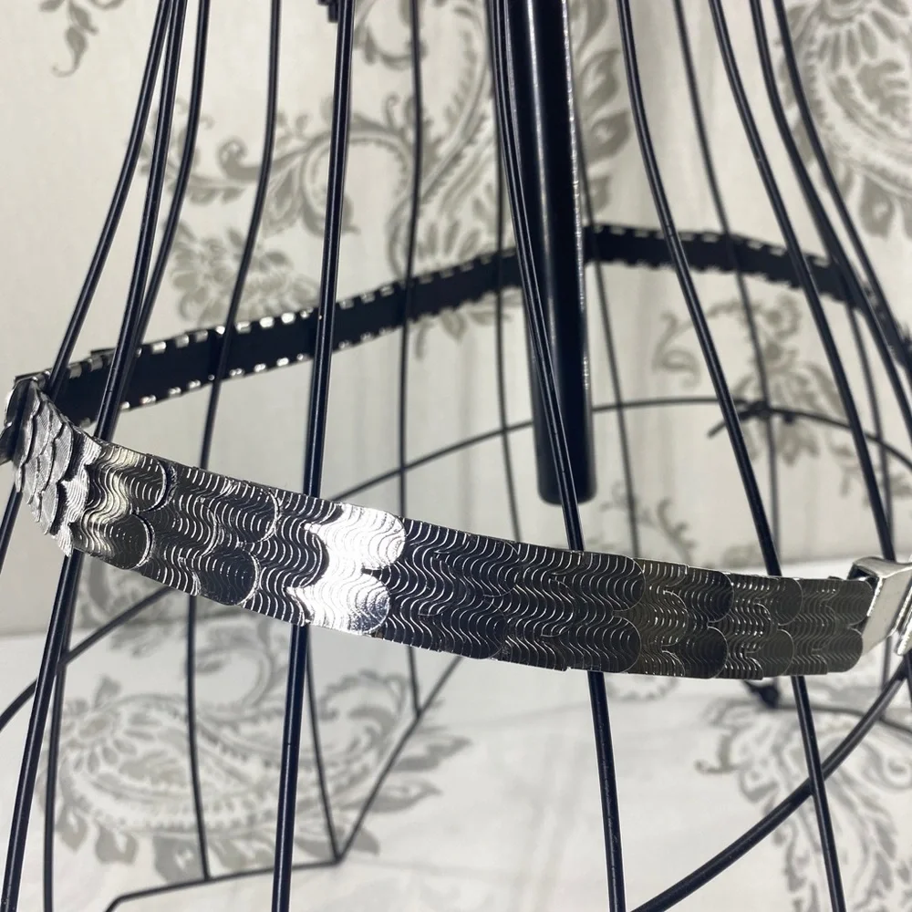 Vintage belt Fish Scale Stretch Silver Tone Belt Boho Disco‎ 33”-49”